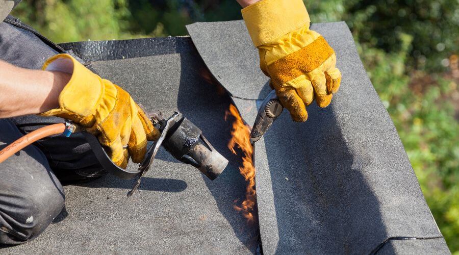 Expert Emergency Roof Repairs services in Alsey, IL